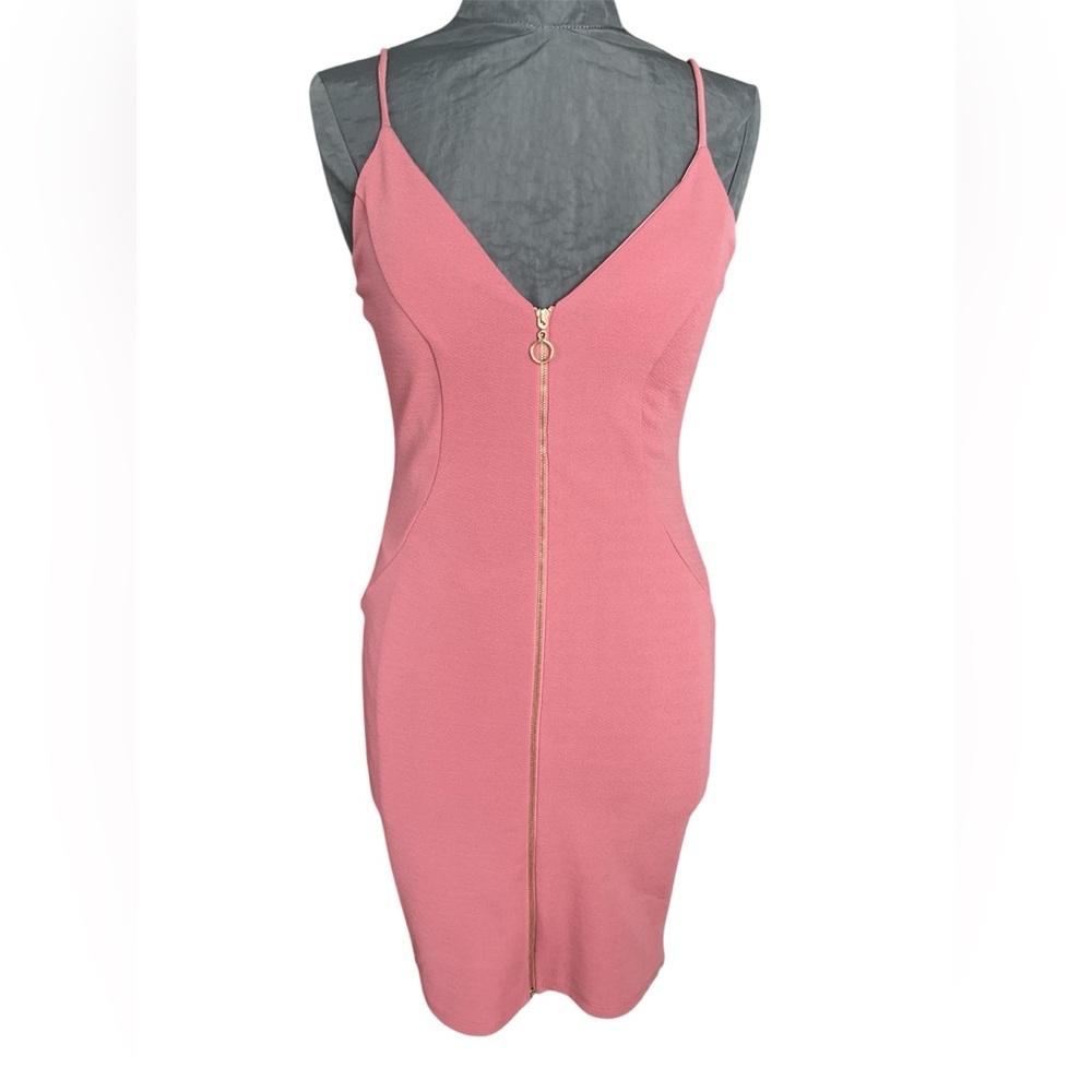 Q USA Elegant Pink Sleeveless Dress, Size M